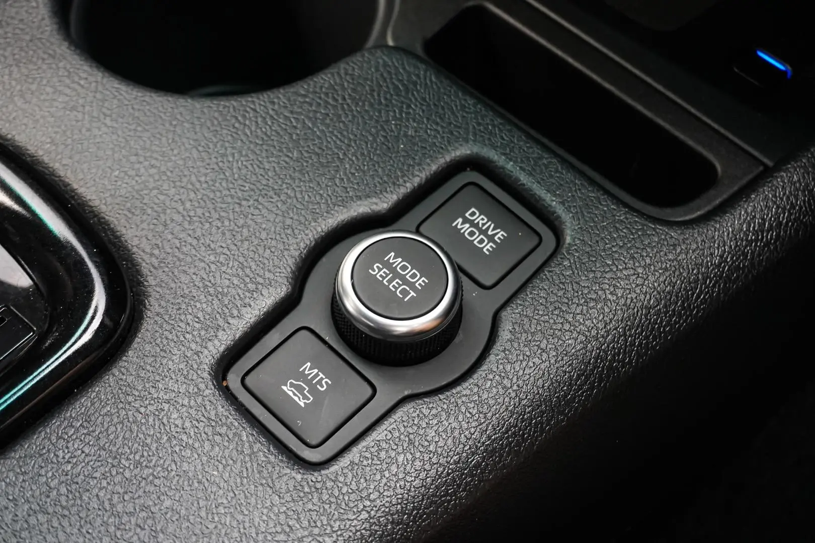 2024 Toyota Hilux Gallery Image 19