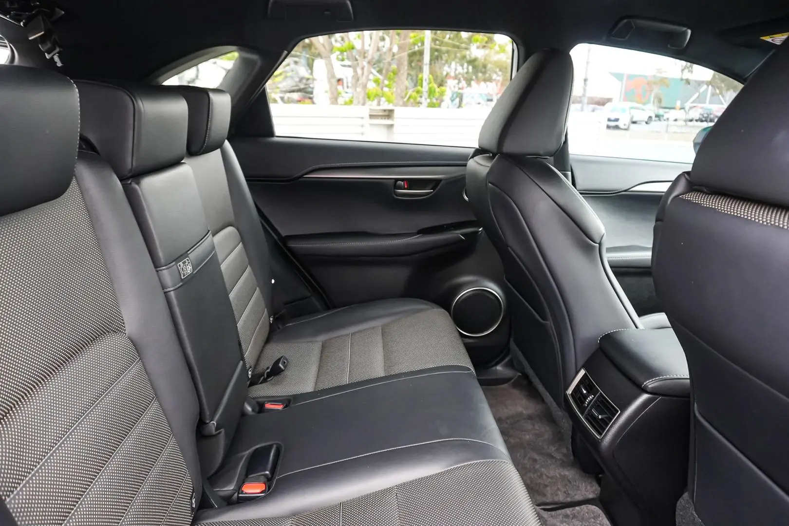 2015 Lexus NX Gallery Image 8