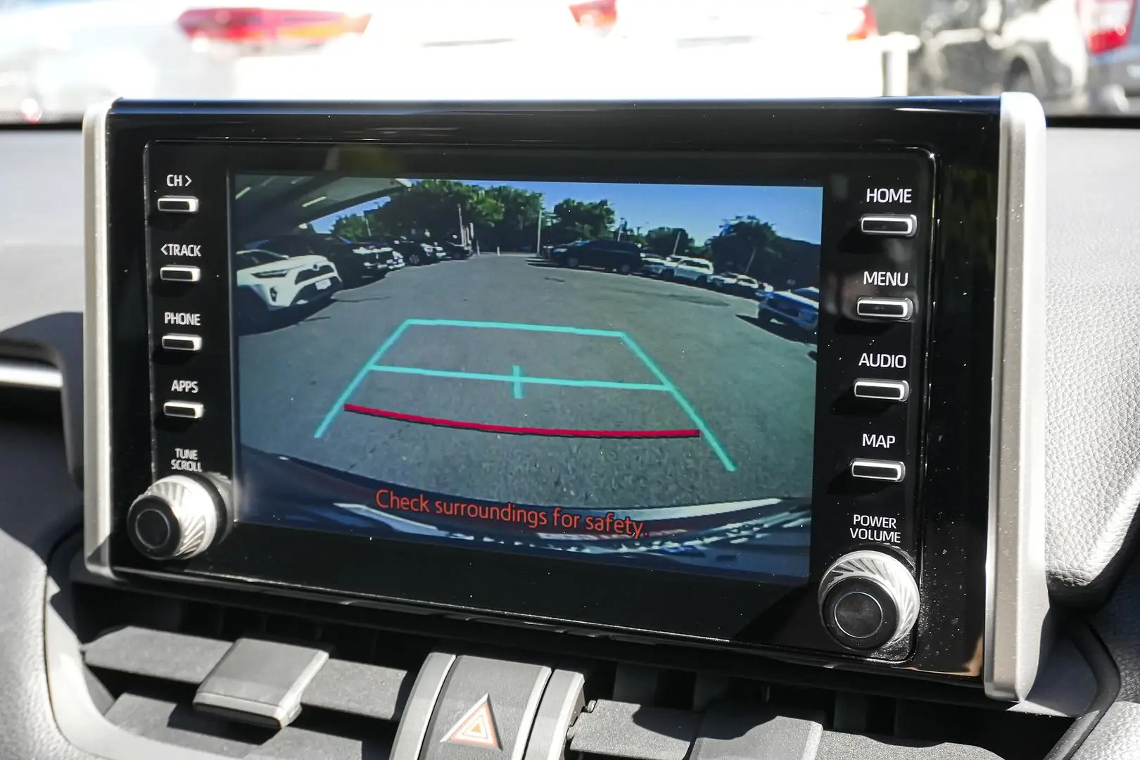 2022 Toyota RAV4 Gallery Image 24