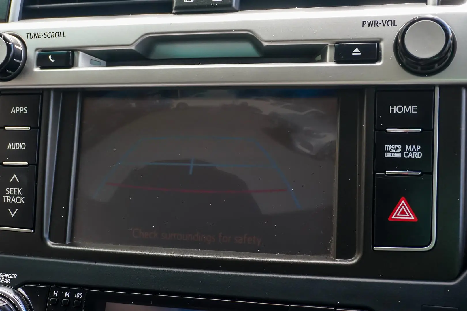 2017 Toyota Landcruiser Prado Gallery Image 25