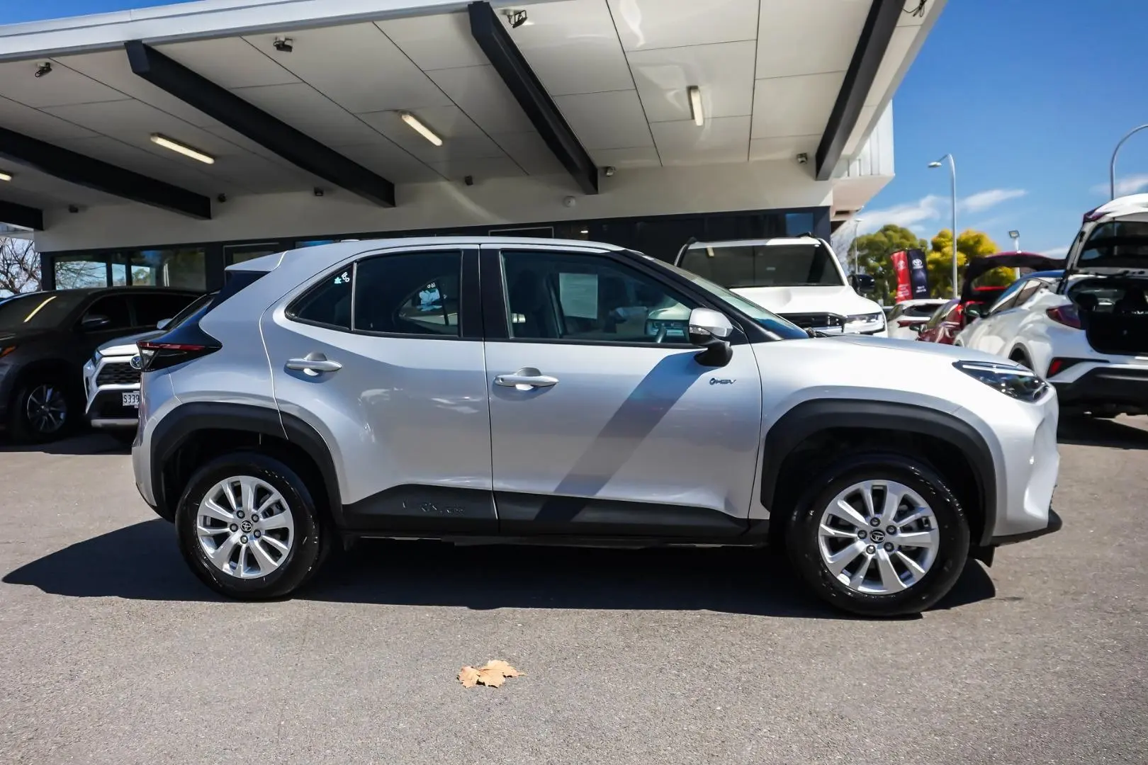 2025 Toyota Yaris Cross Gallery Image 4