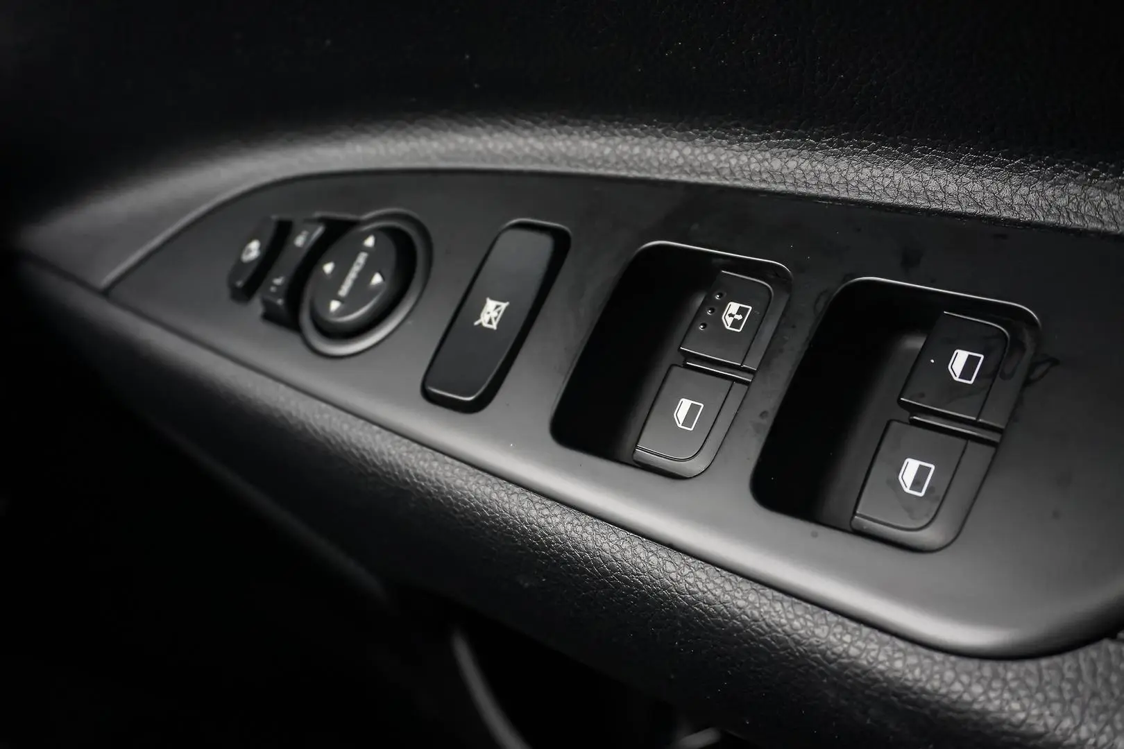 2021 Kia Stonic Gallery Image 21