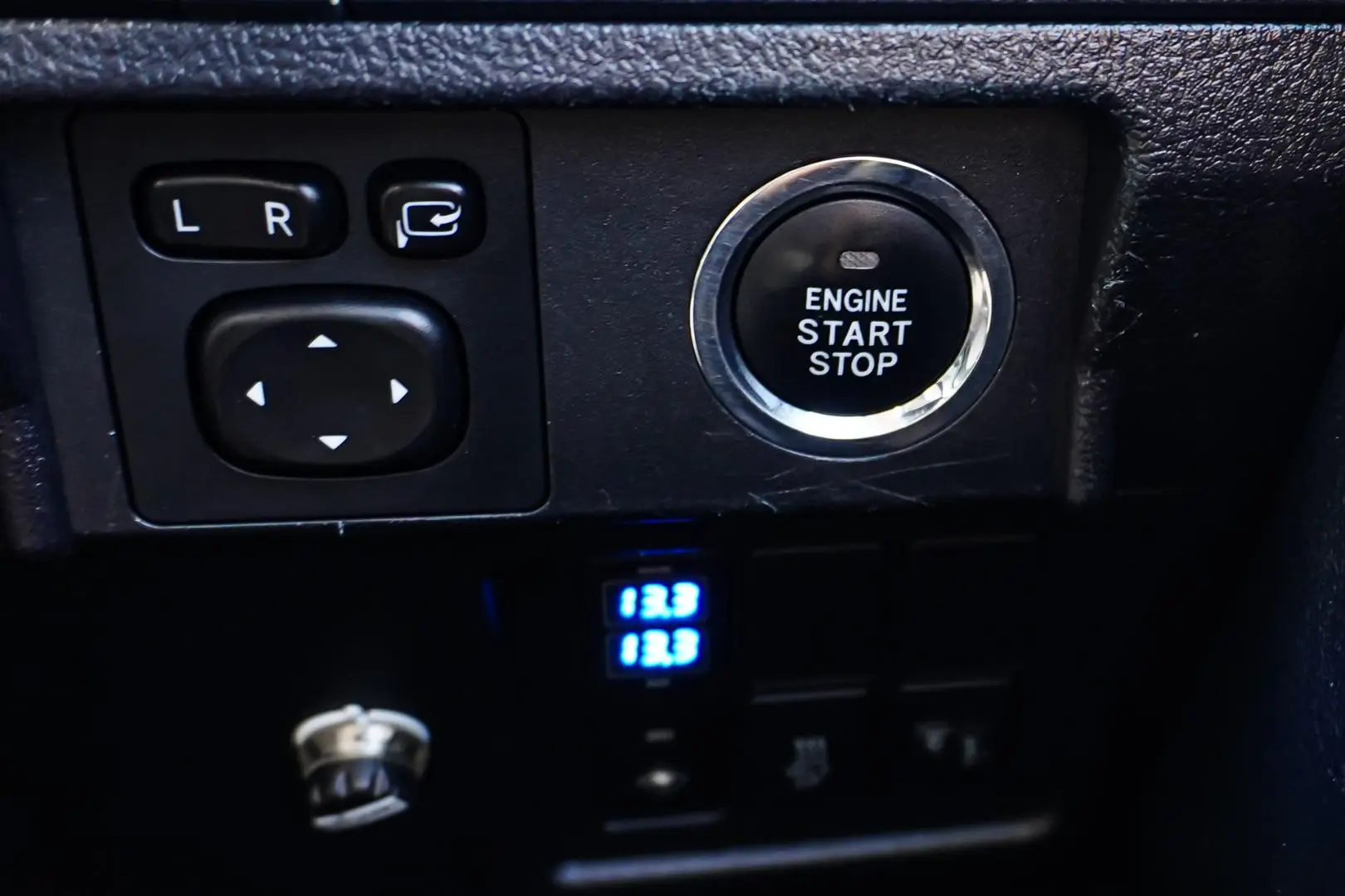 2013 Toyota Landcruiser Prado Gallery Image 22