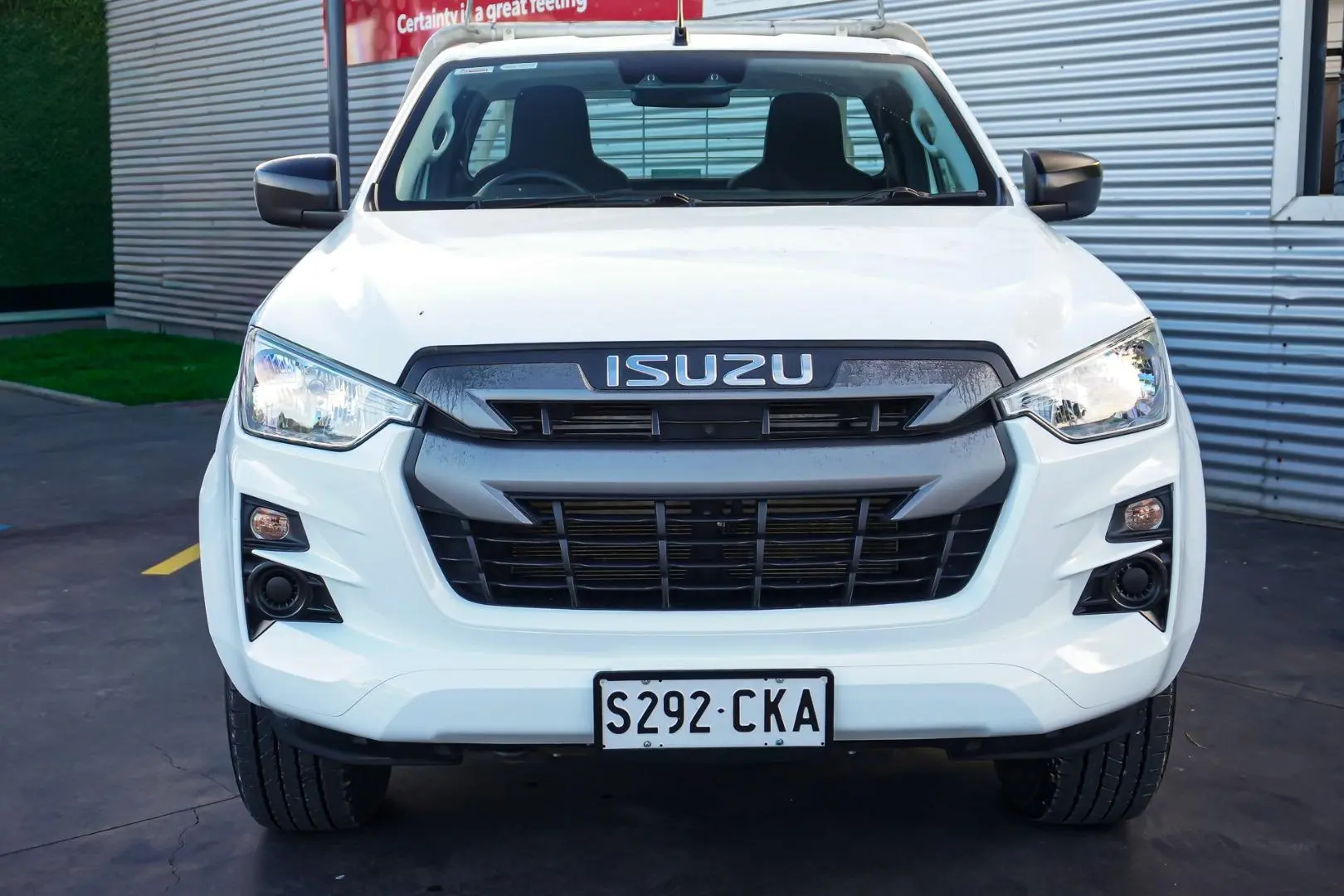 2021 Isuzu D-MAX Gallery Image 4