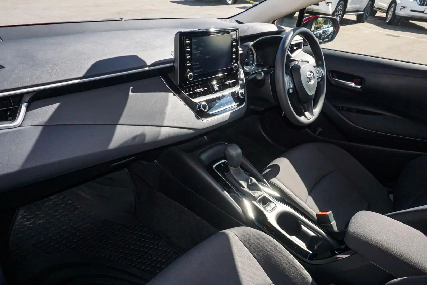 2019 Toyota Corolla Gallery Image 9