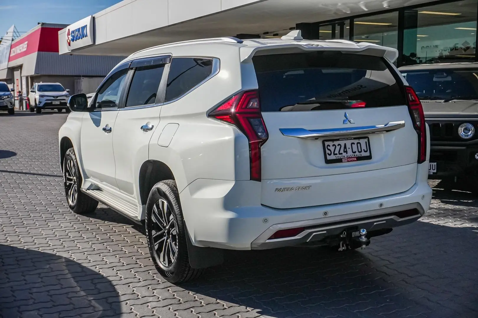 2022 Mitsubishi Pajero Sport Gallery Image 3