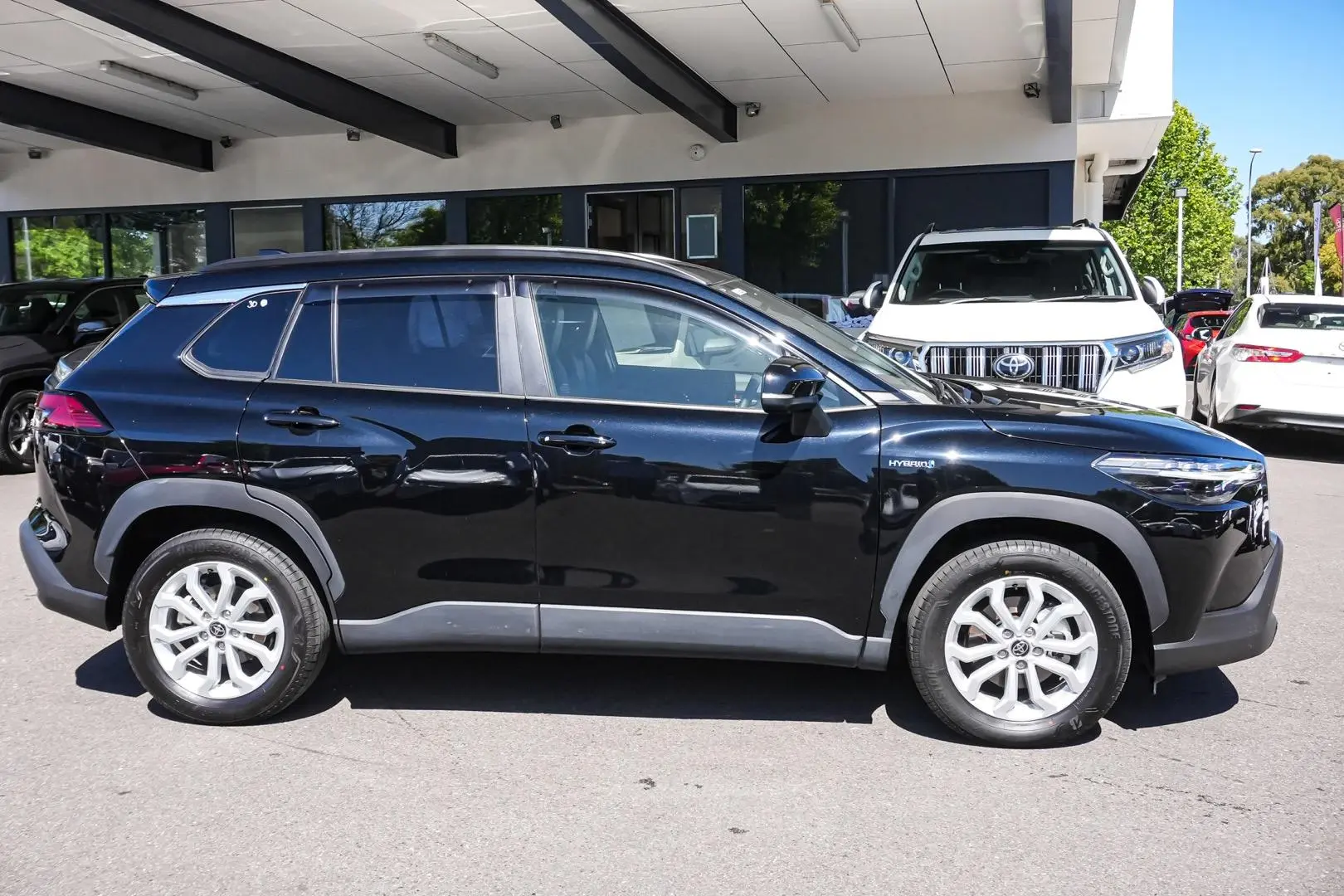 2023 Toyota Corolla Cross Gallery Image 3