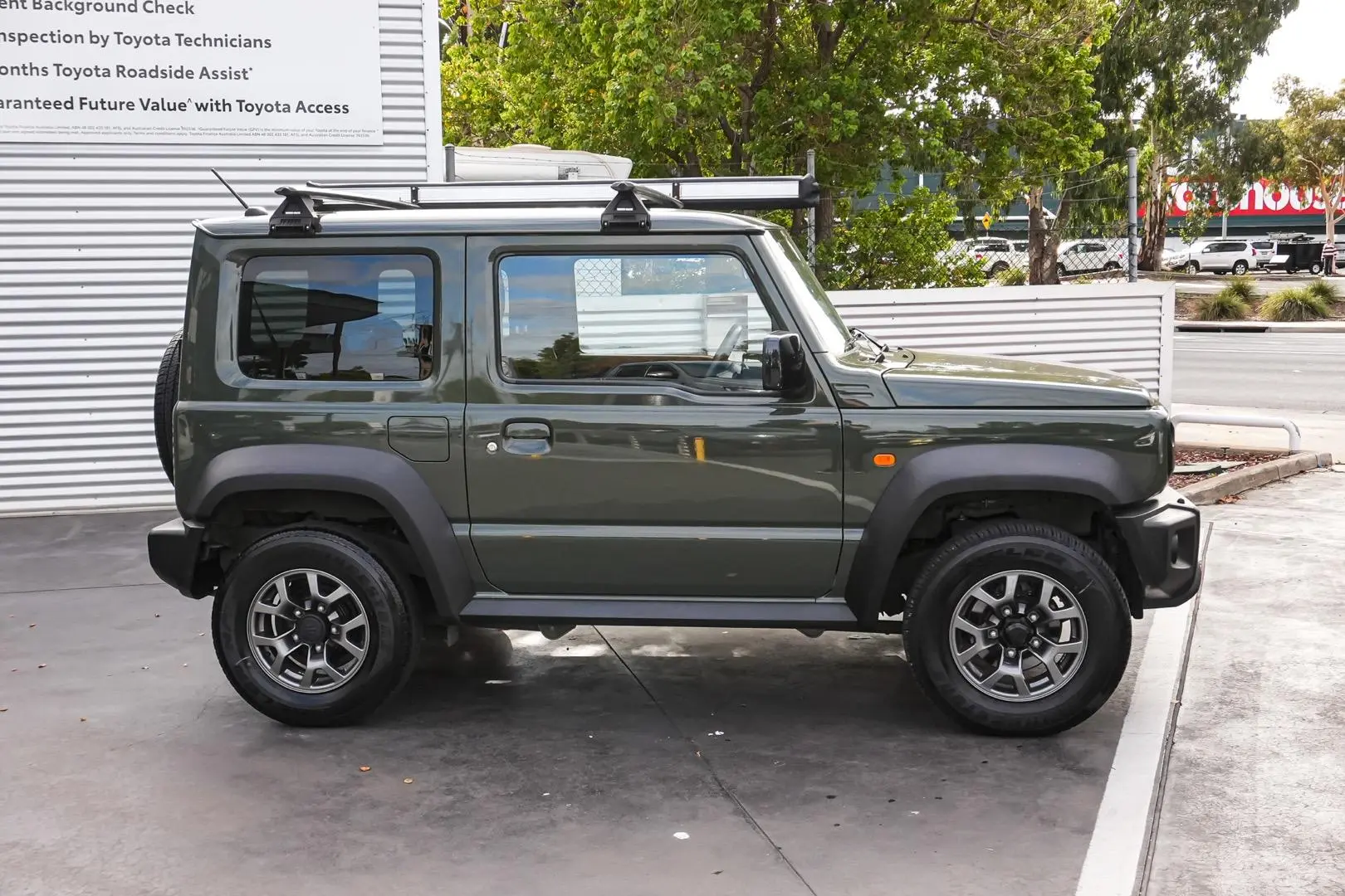 2022 Suzuki Jimny Gallery Image 4