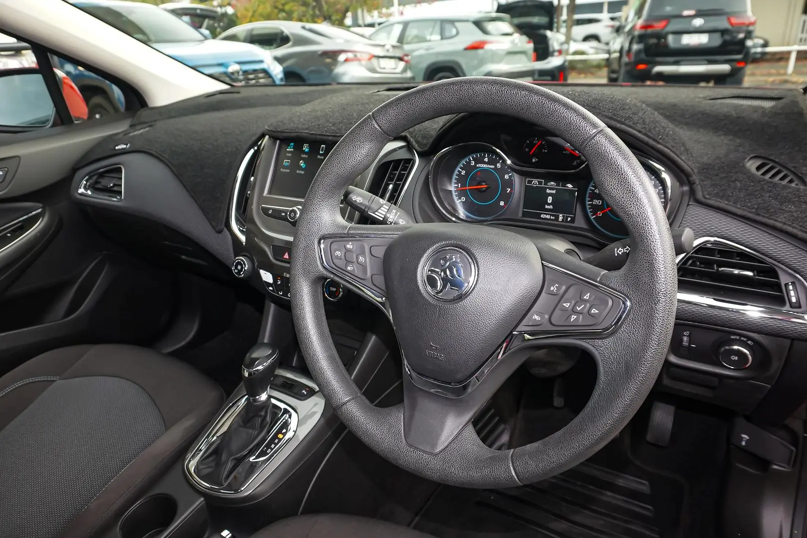 2017 Holden Astra Gallery Image 6