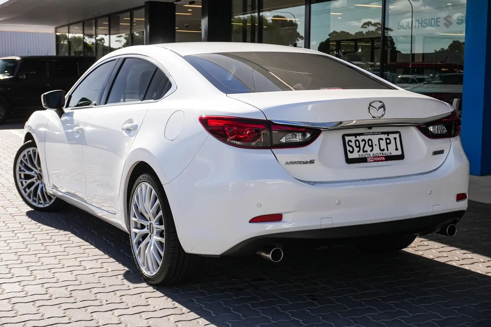 2017 Mazda 6 Gallery Image 3