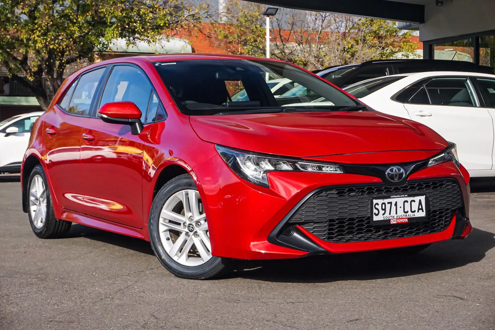 2019 Toyota Corolla Gallery Image 2