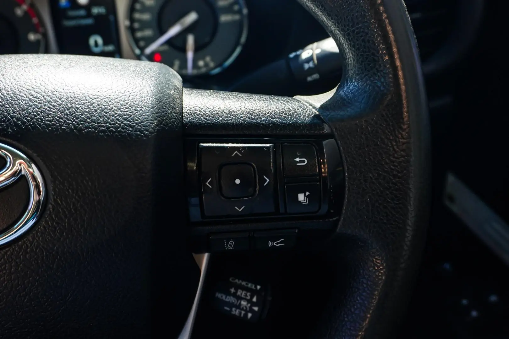 2021 Toyota Hilux Gallery Image 23