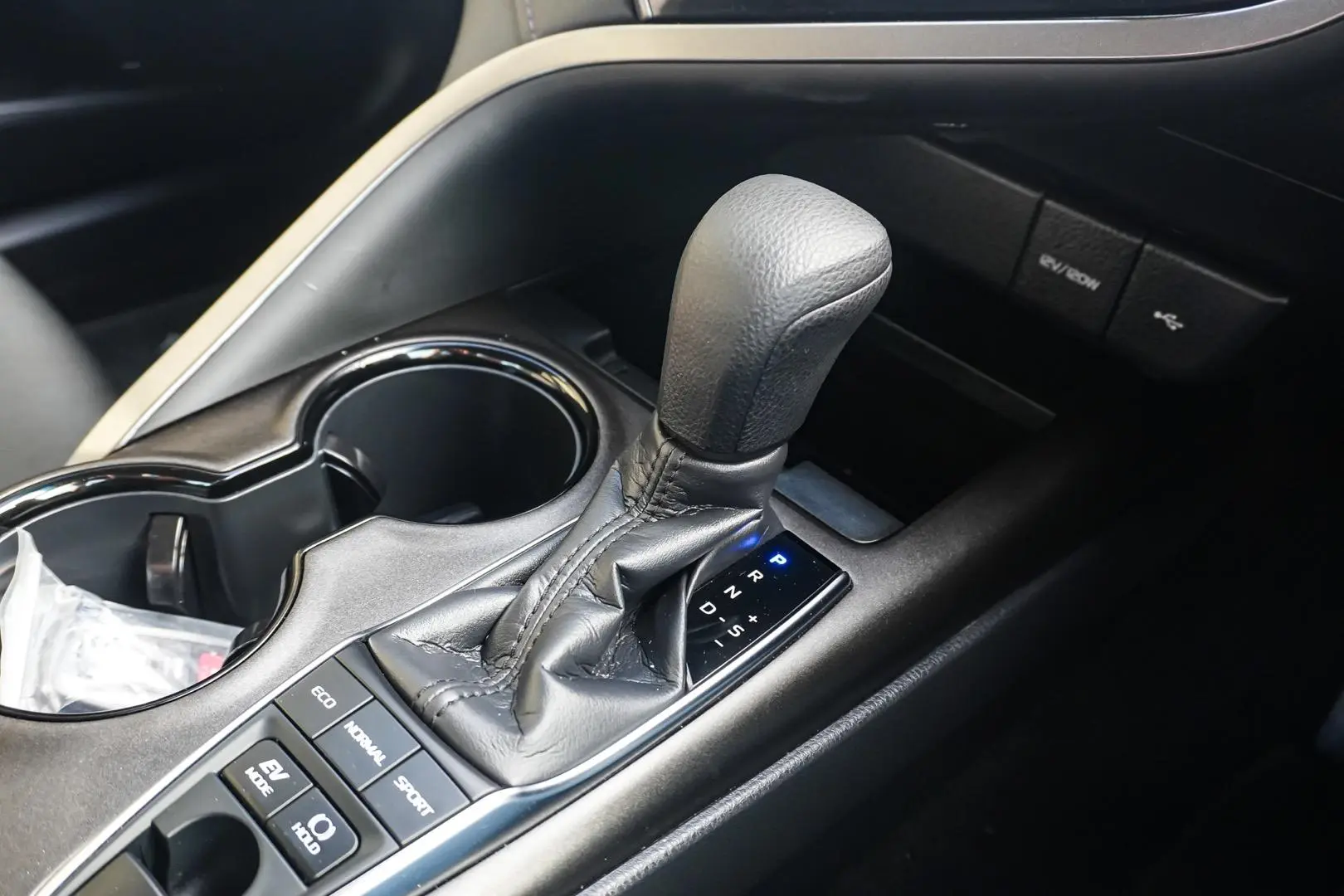 2024 Toyota Camry Gallery Image 18