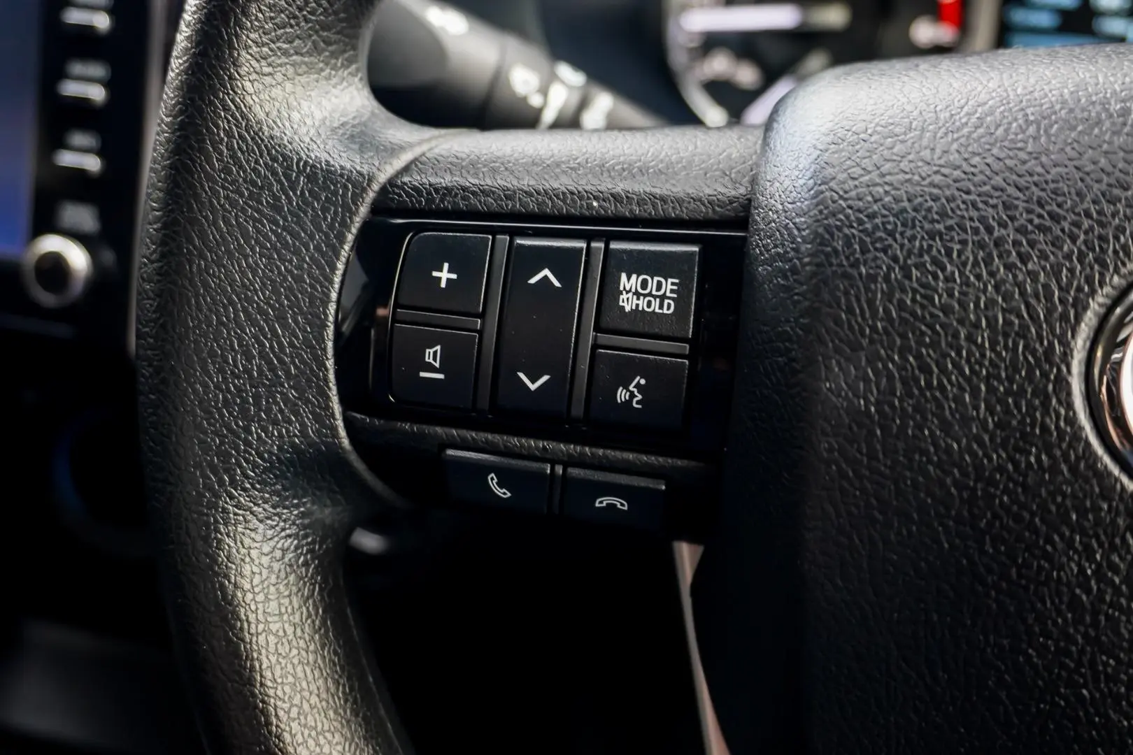 2023 Toyota Hilux Gallery Image 18