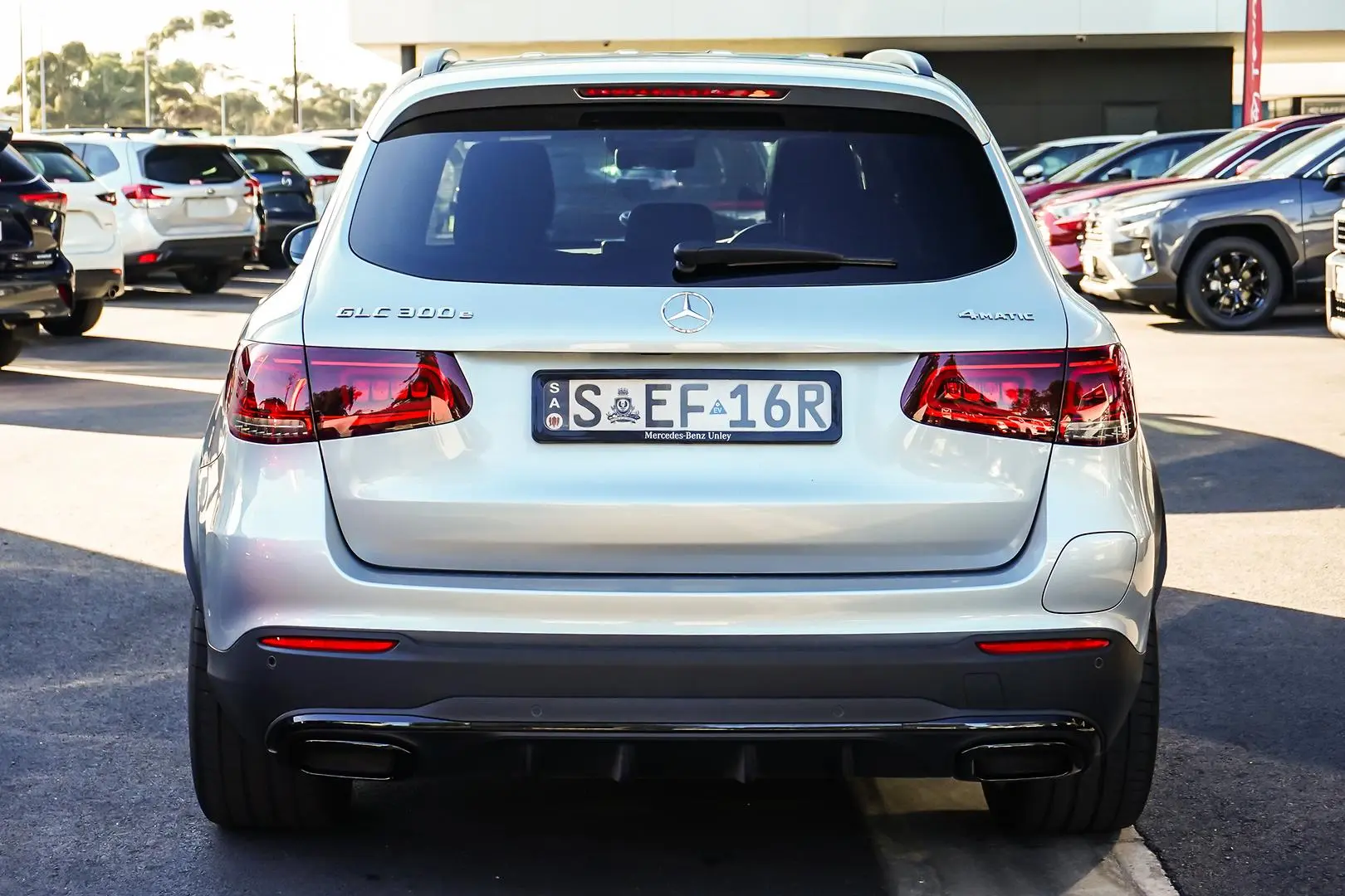 2022 Mercedes-Benz GLC-Class Gallery Image 3