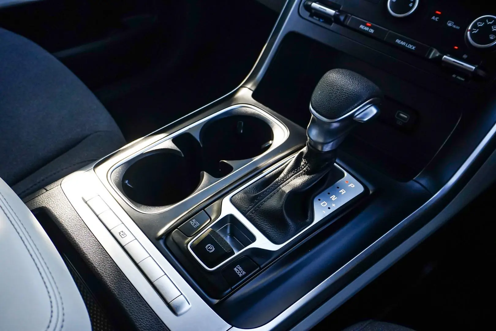 2022 Kia Carnival Gallery Image 18