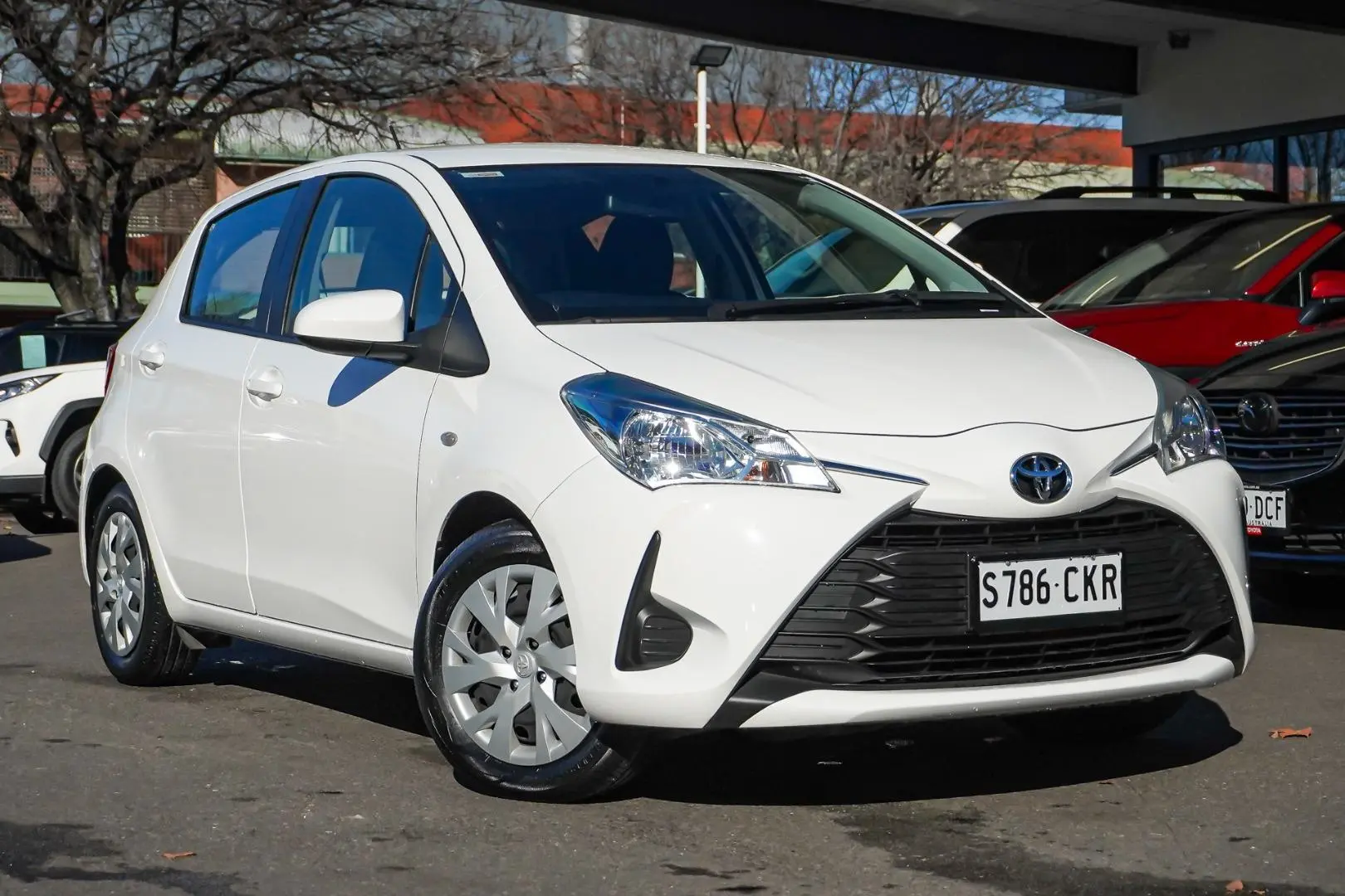 2019 Toyota Yaris Gallery Image 2