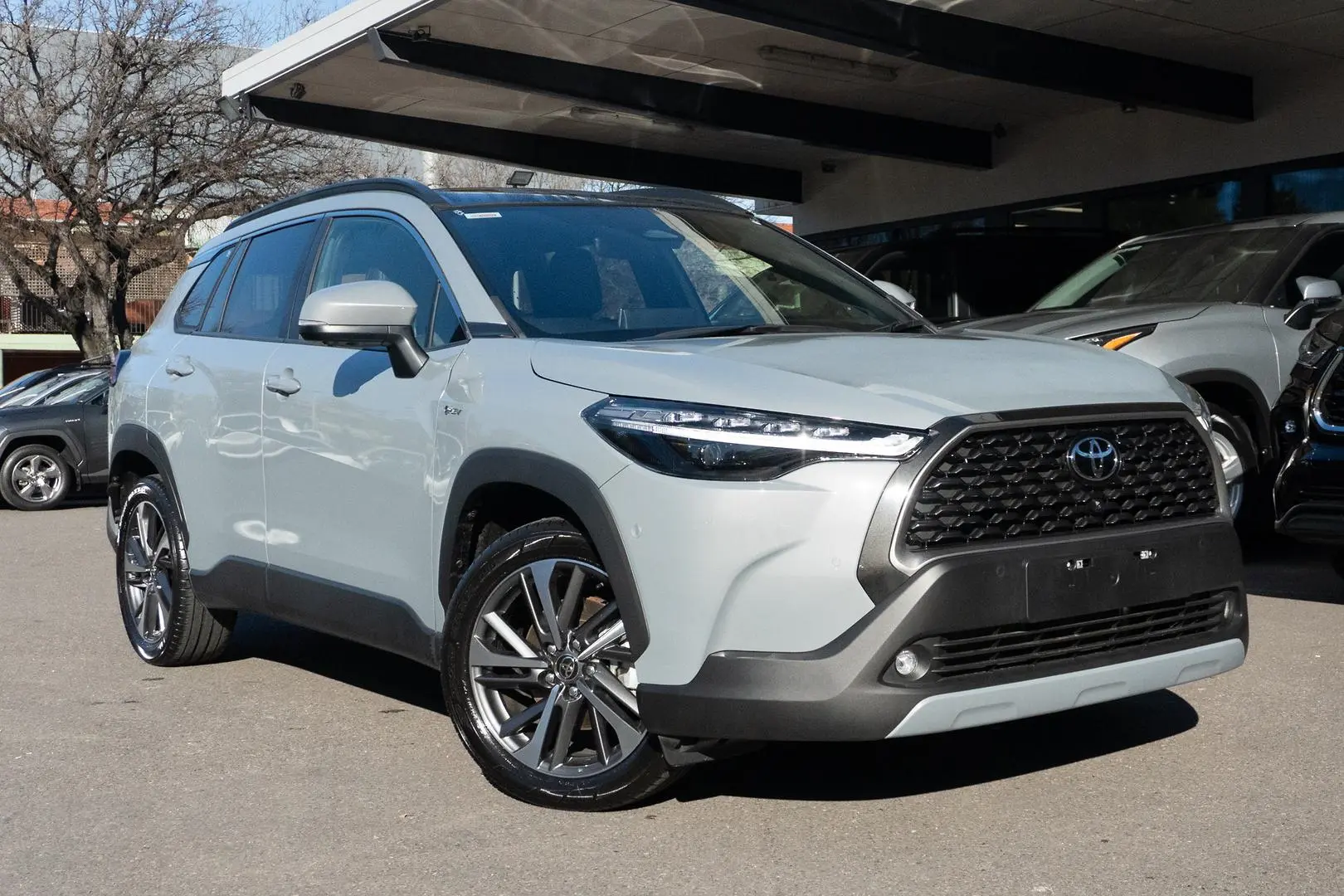 2025 Toyota Corolla Cross Gallery Image 2