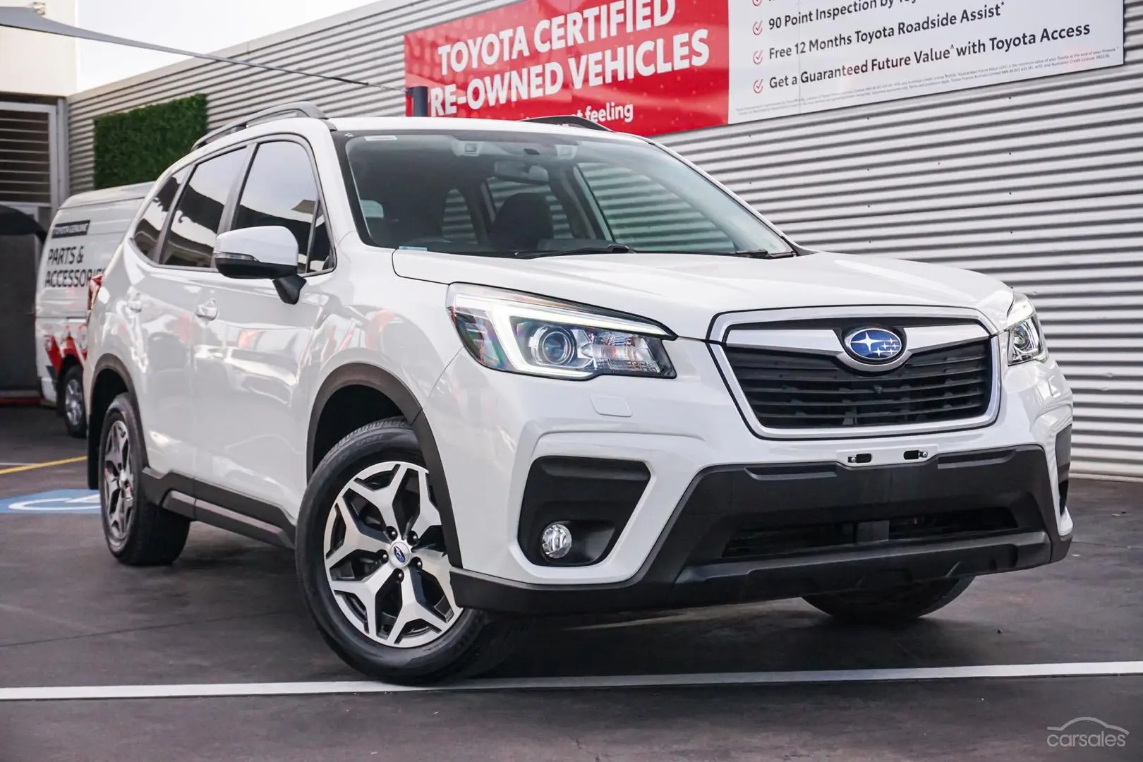 2020 Subaru Forester Image 1