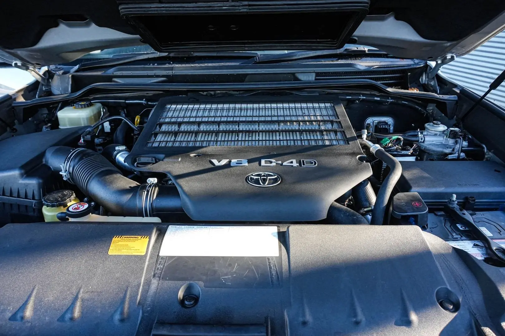 2018 Toyota Landcruiser Gallery Image 25