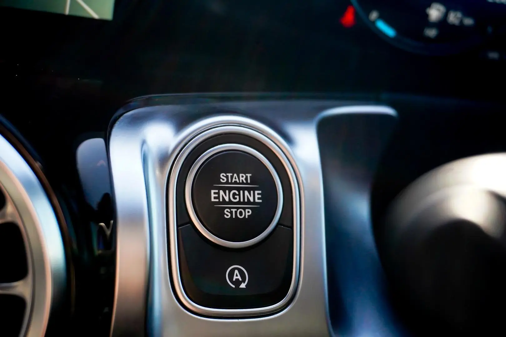 2021 Mercedes-Benz GLB-Class Gallery Image 25