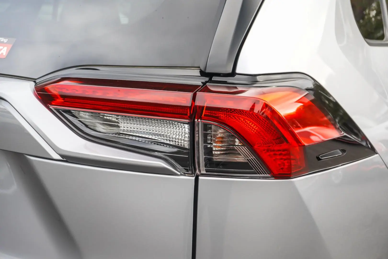 2024 Toyota RAV4 Gallery Image 14