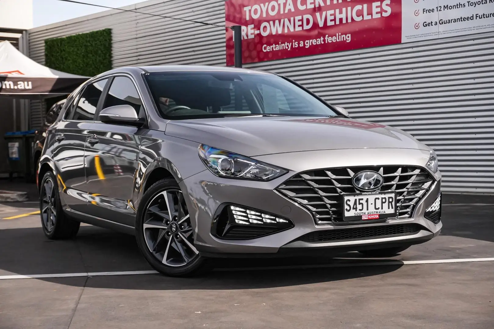 2022 Hyundai i30 Gallery Image 2