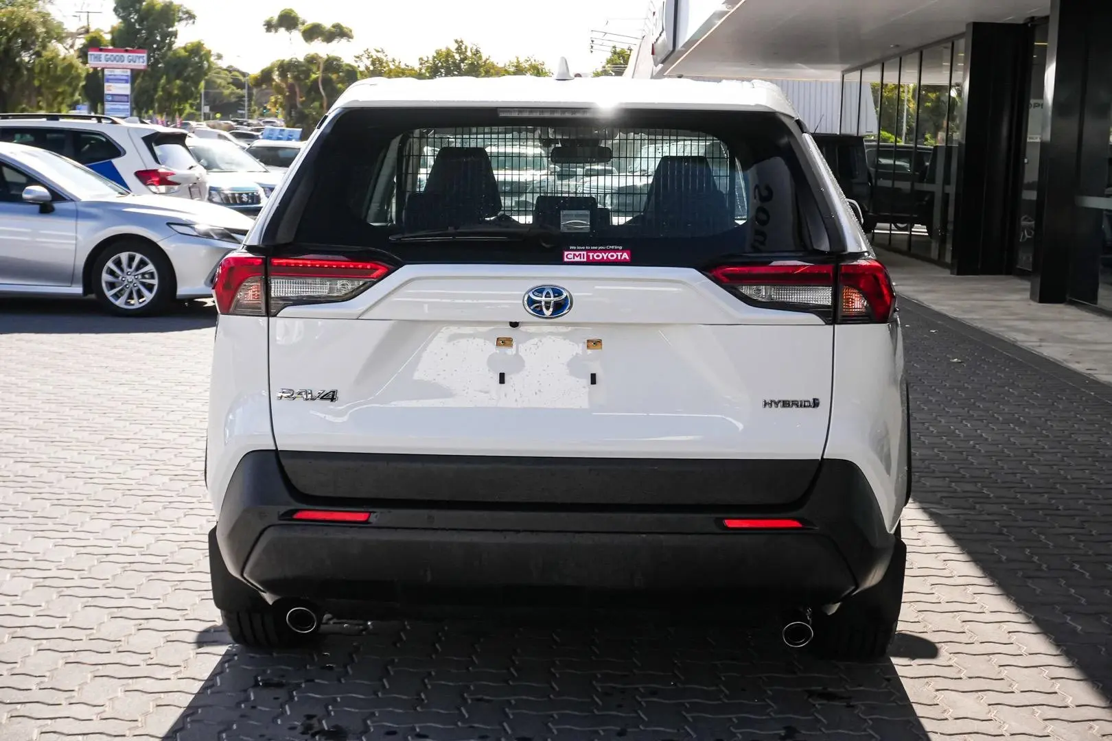 2022 Toyota RAV4 Gallery Image 6