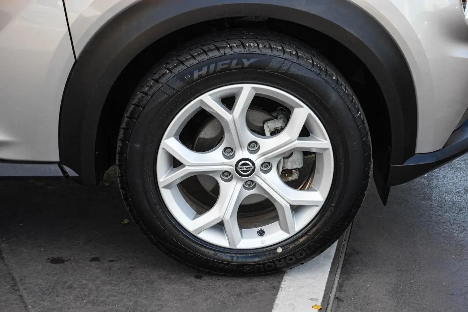 2021 Nissan JUKE Gallery Image 13