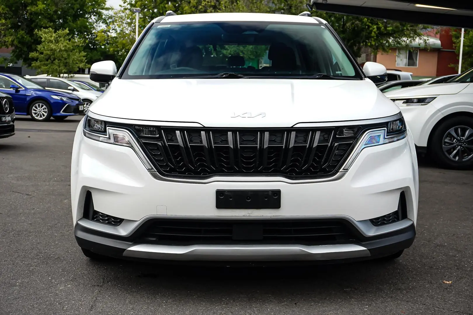 2022 Kia Carnival Gallery Image 5