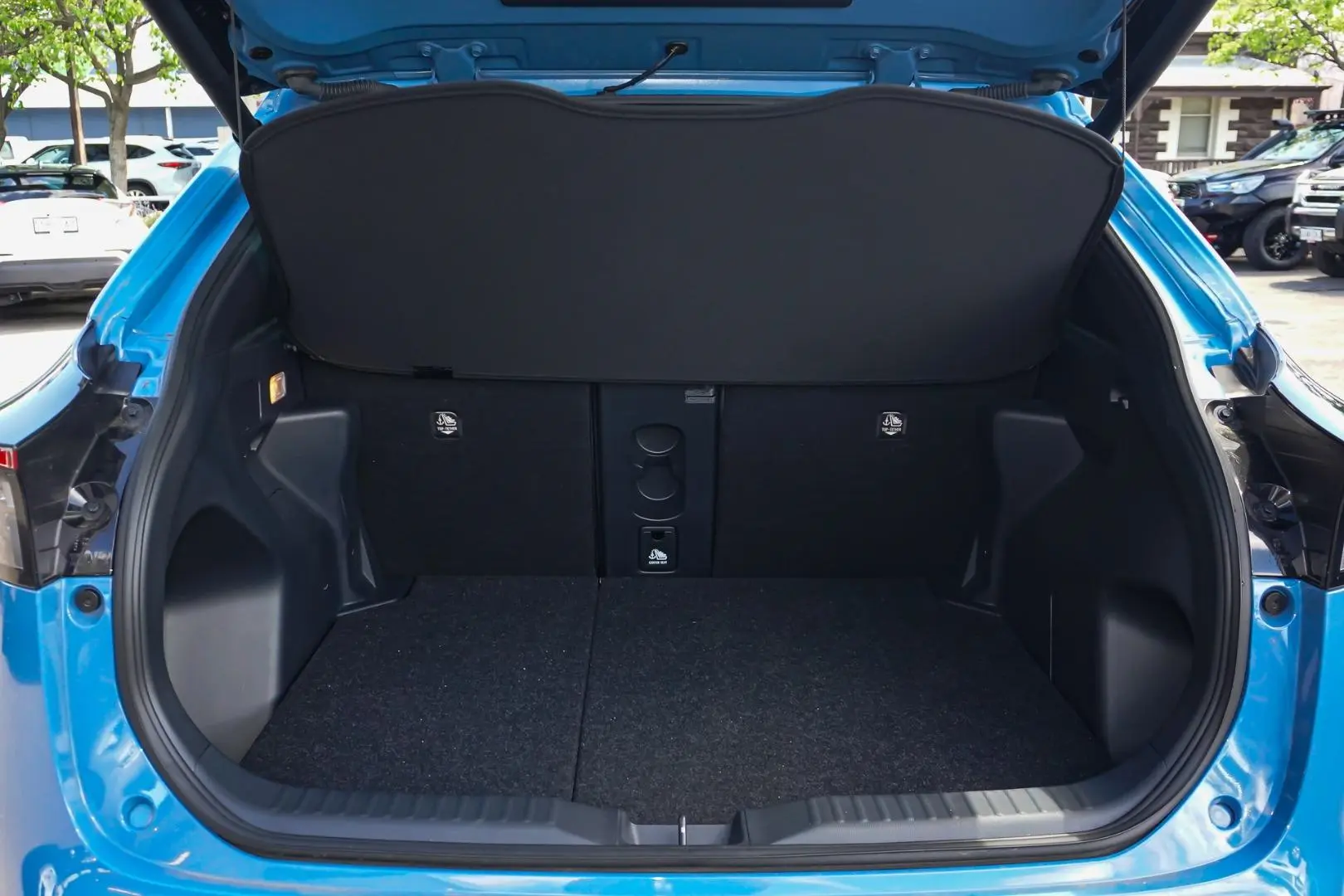 2024 Toyota Yaris Cross Gallery Image 9