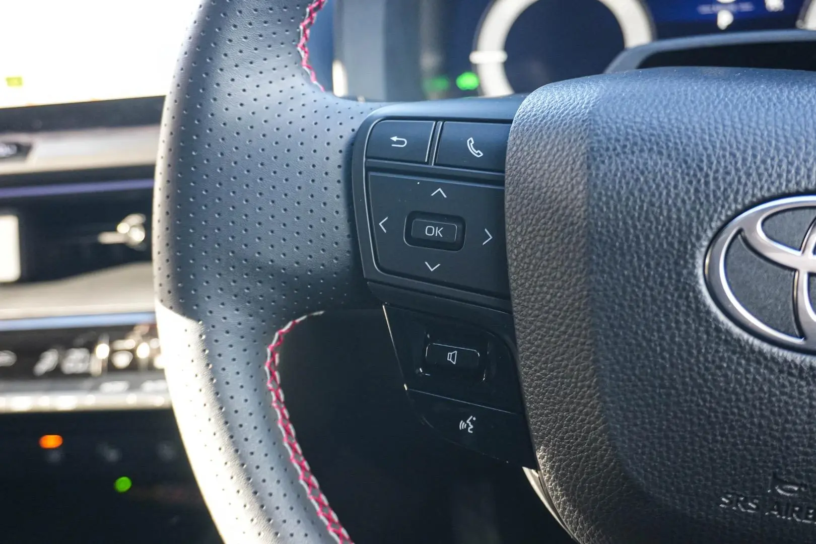 2024 Toyota C-HR Gallery Image 19
