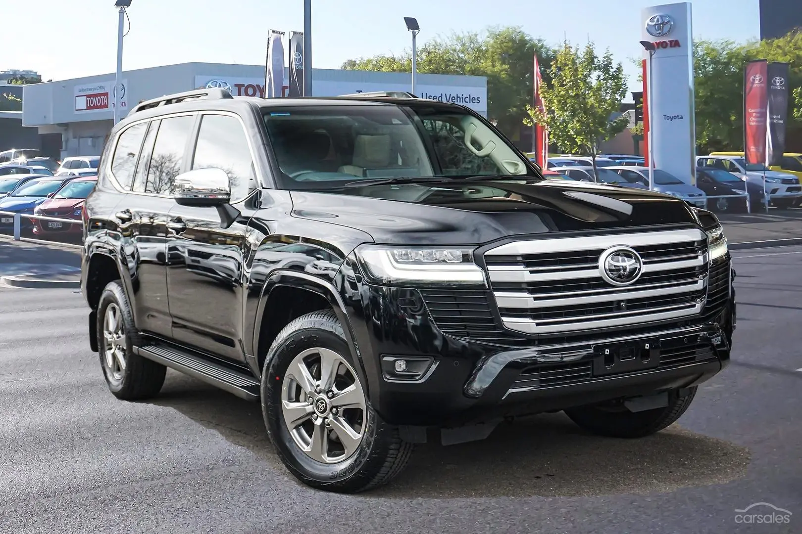 2022 Toyota Landcruiser Image 1