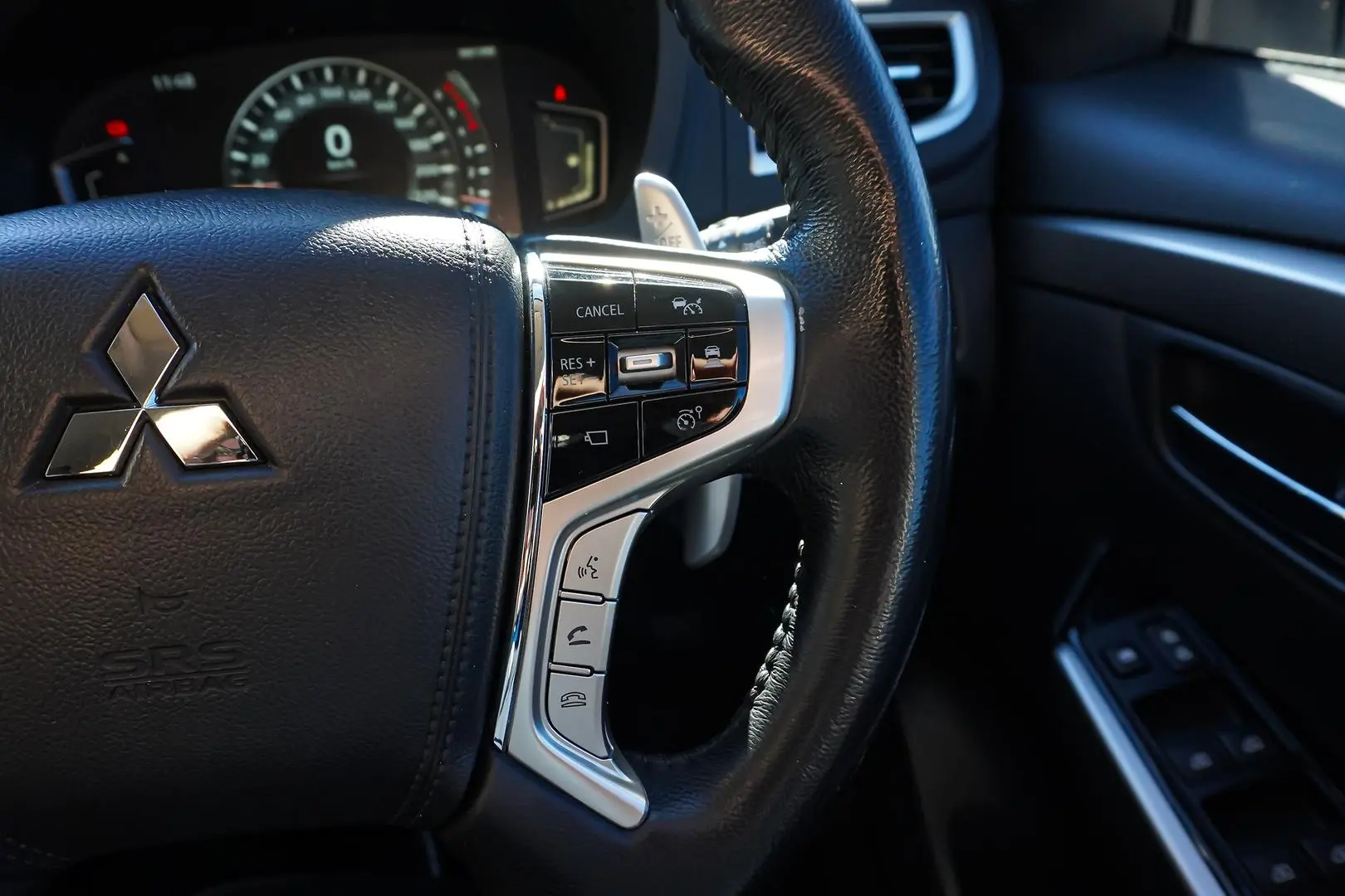 2021 Mitsubishi Pajero Sport Gallery Image 22