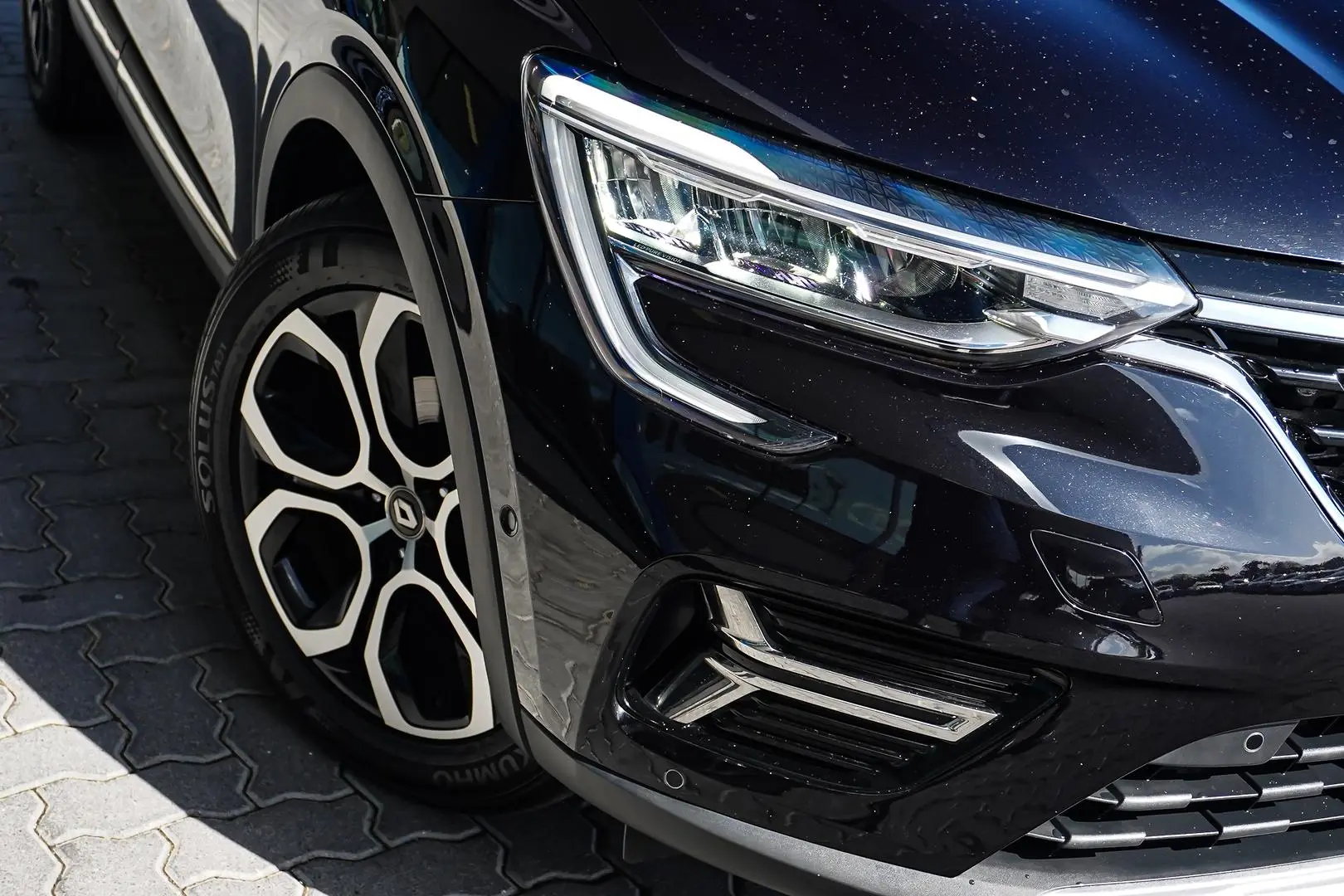 2022 Renault Arkana Gallery Image 12