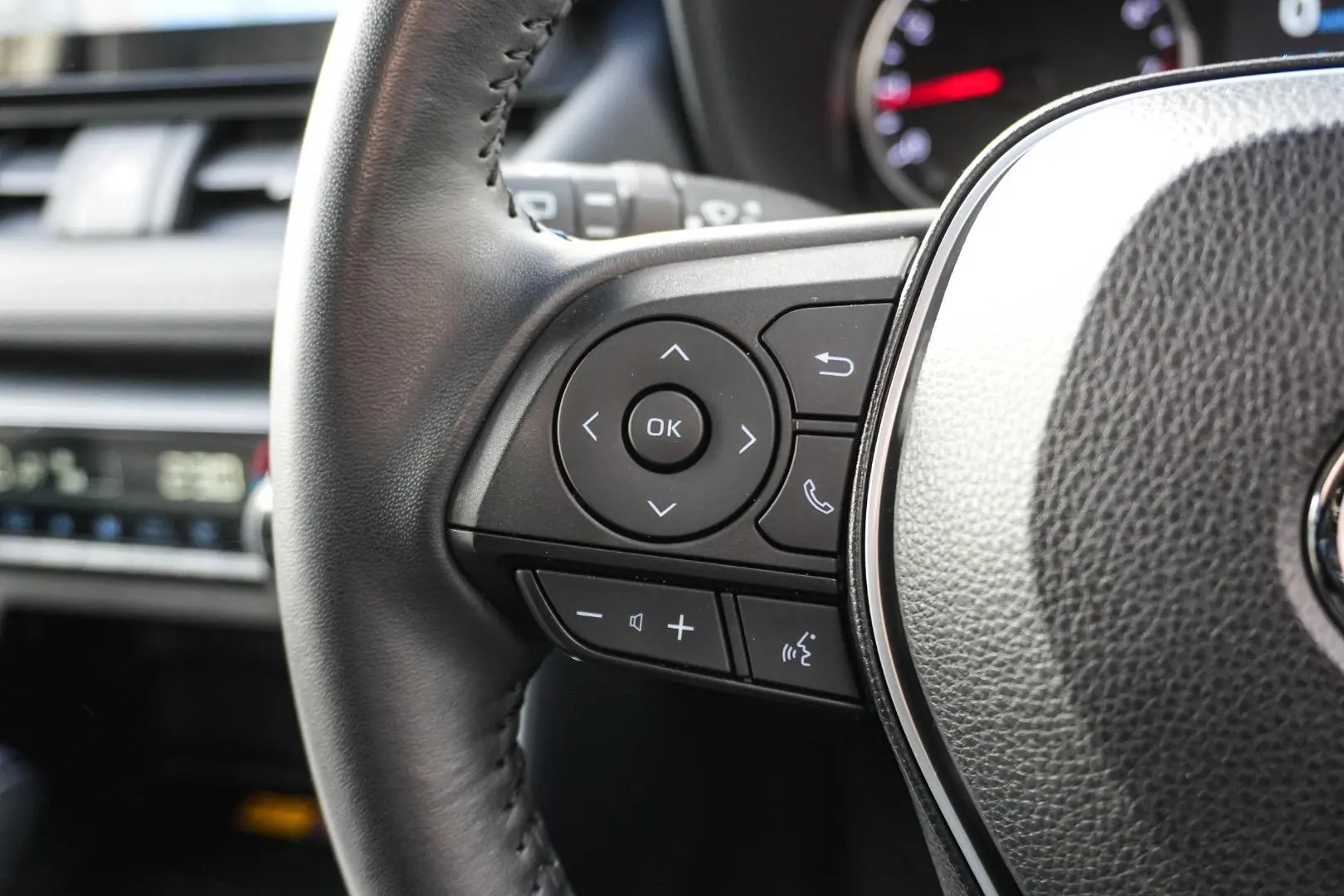 2022 Toyota RAV4 Gallery Image 19