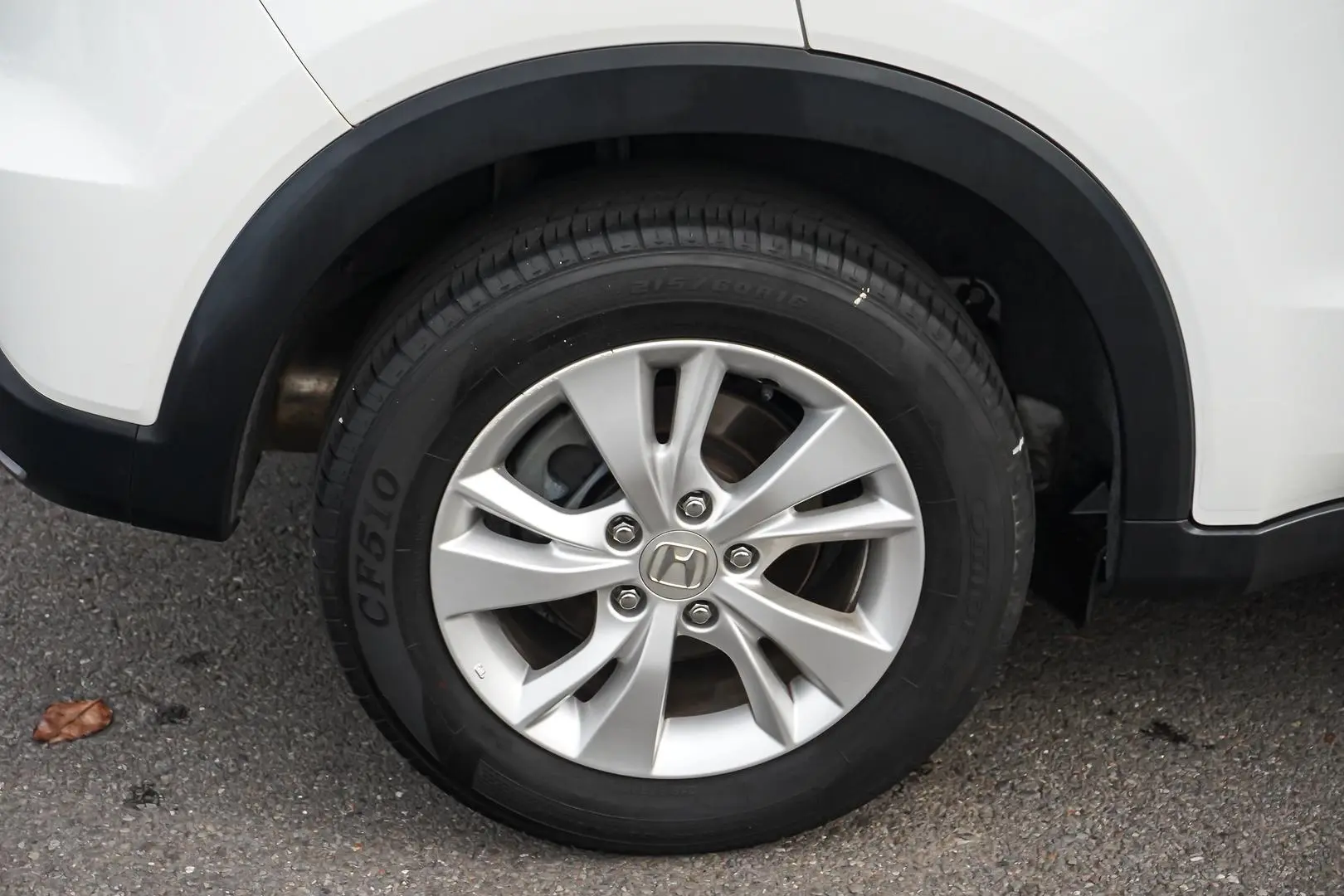 2017 Honda HR-V Gallery Image 16