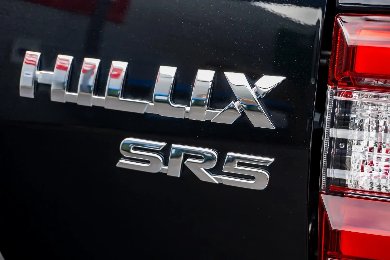 2024 Toyota Hilux Gallery Image 14