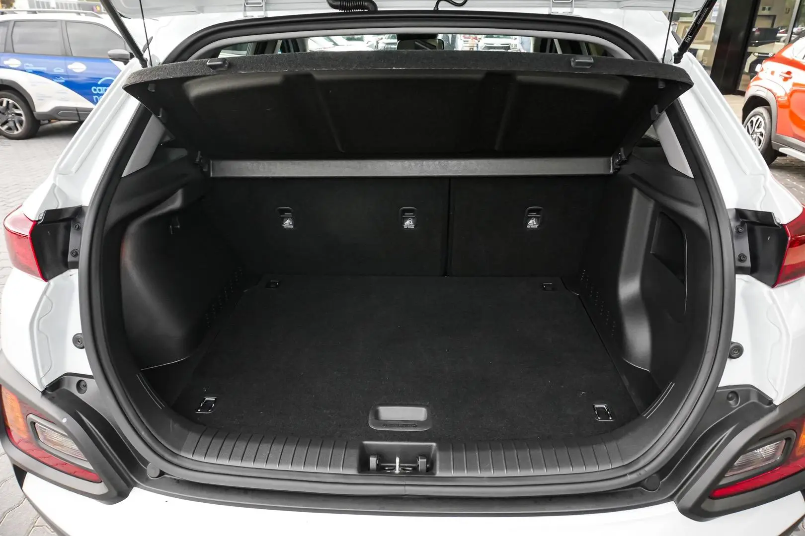 2019 Hyundai Kona Gallery Image 11