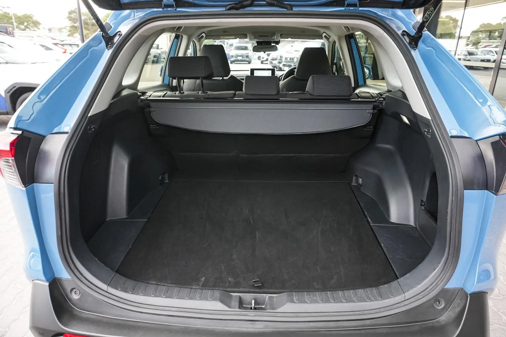 2024 Toyota RAV4 Gallery Image 11