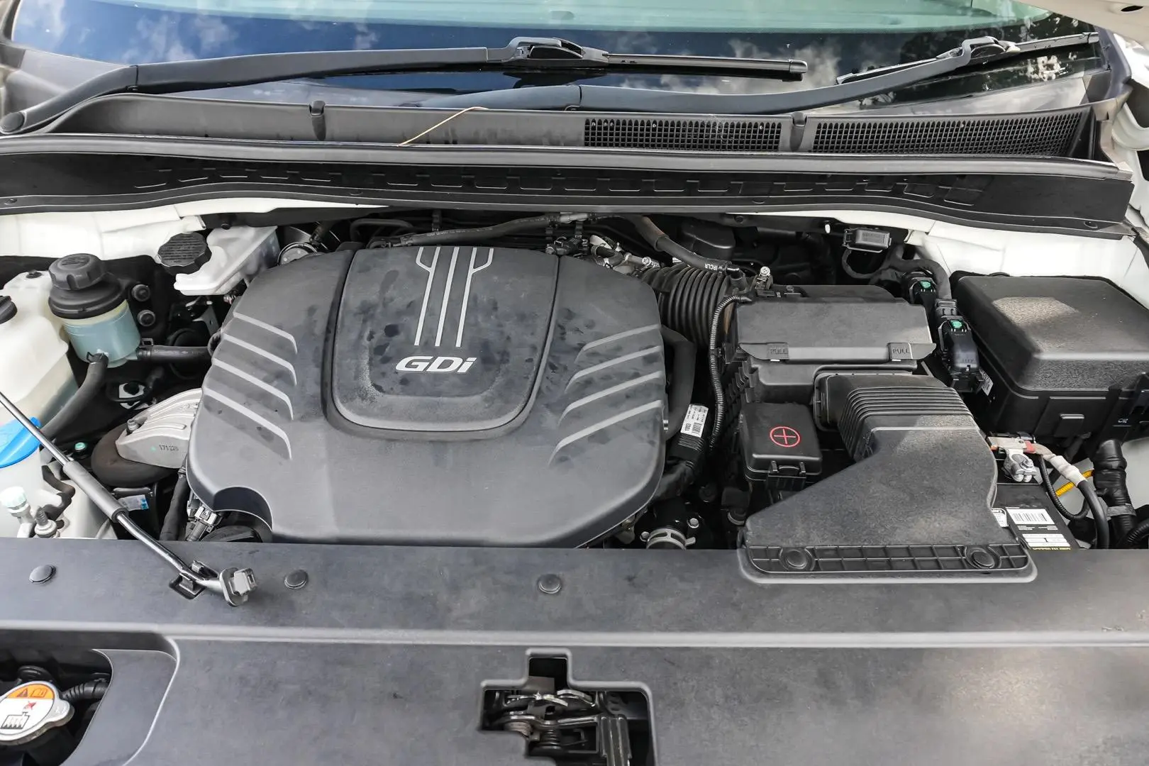2018 Kia Carnival Gallery Image 23