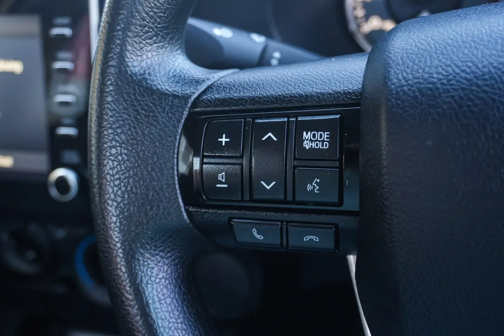 2020 Toyota Hilux Gallery Image 16