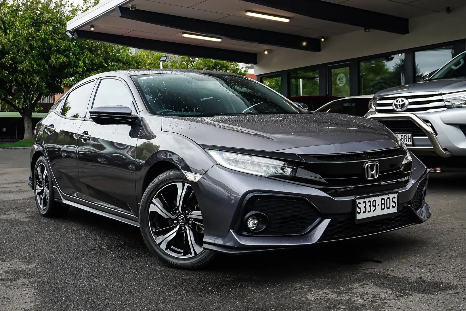 2017 Honda Civic Gallery Image 2