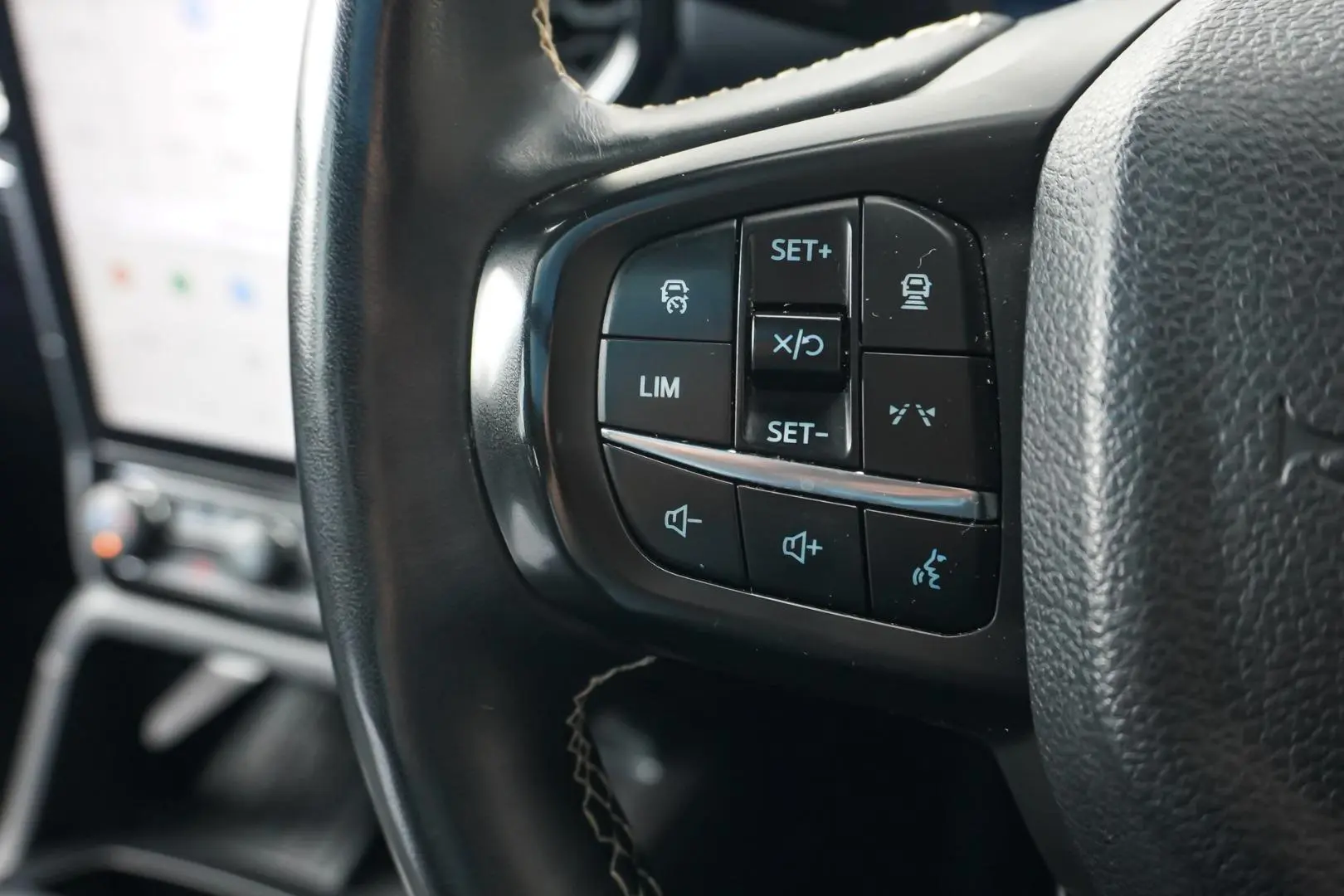 2024 Ford Everest Gallery Image 20