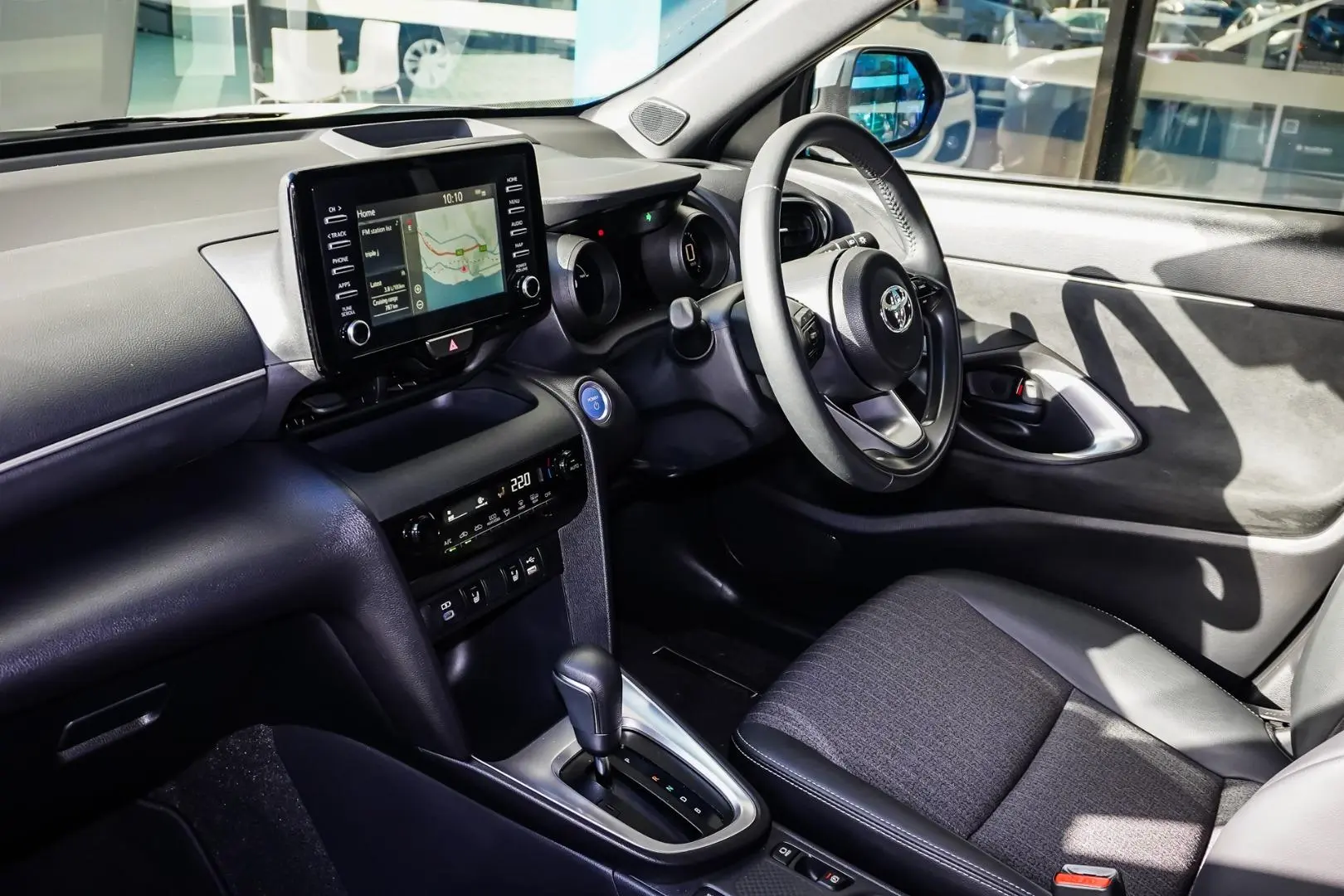 2023 Toyota Yaris Cross Gallery Image 10