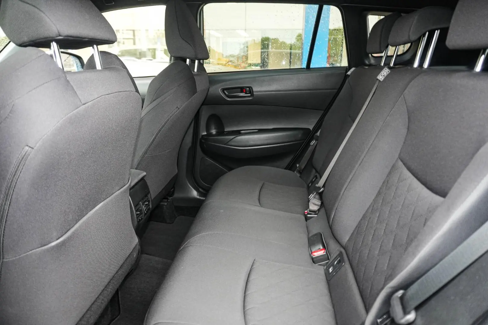 2023 Toyota Corolla Cross Gallery Image 12