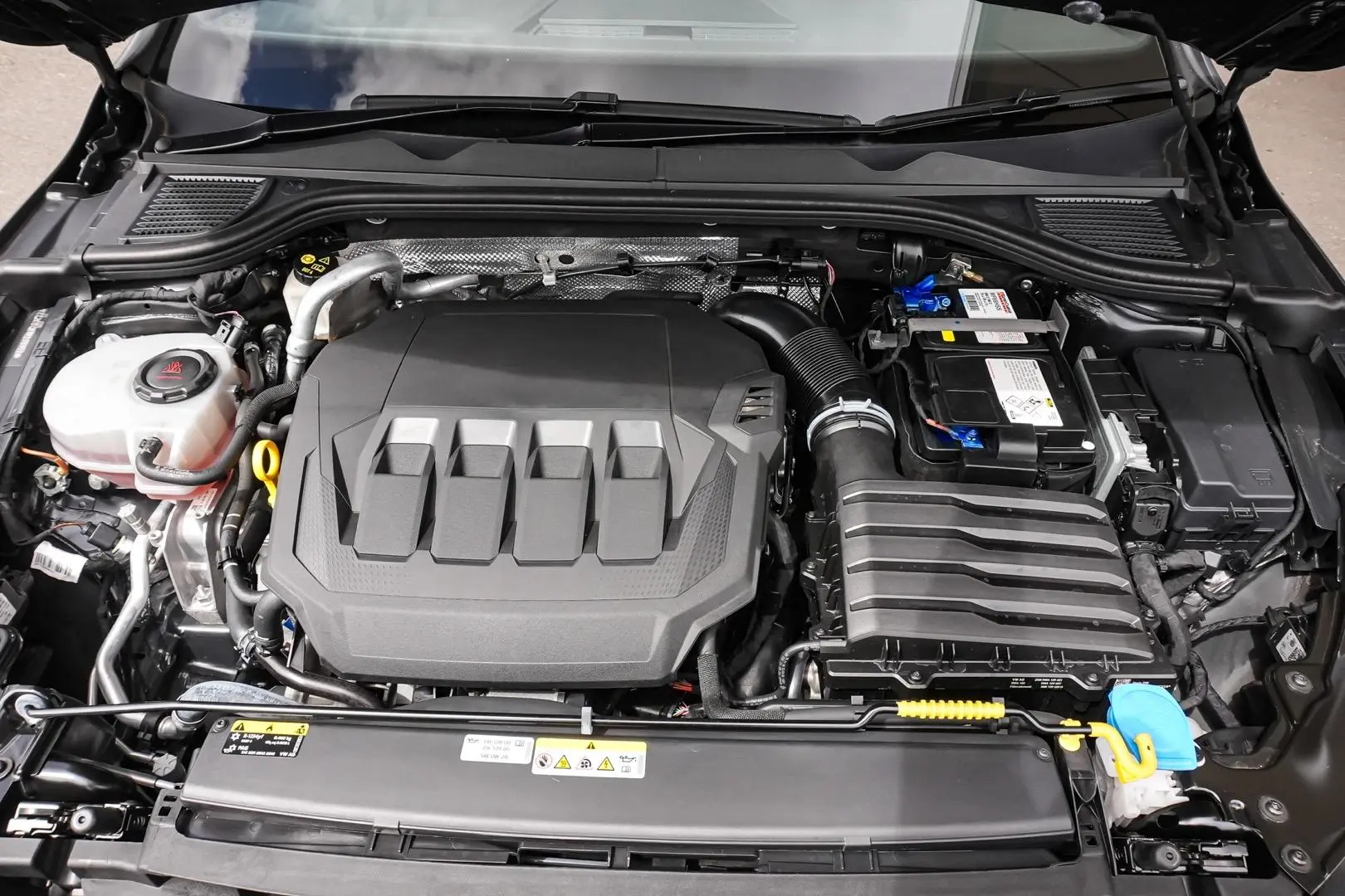 2022 Volkswagen Golf Gallery Image 28