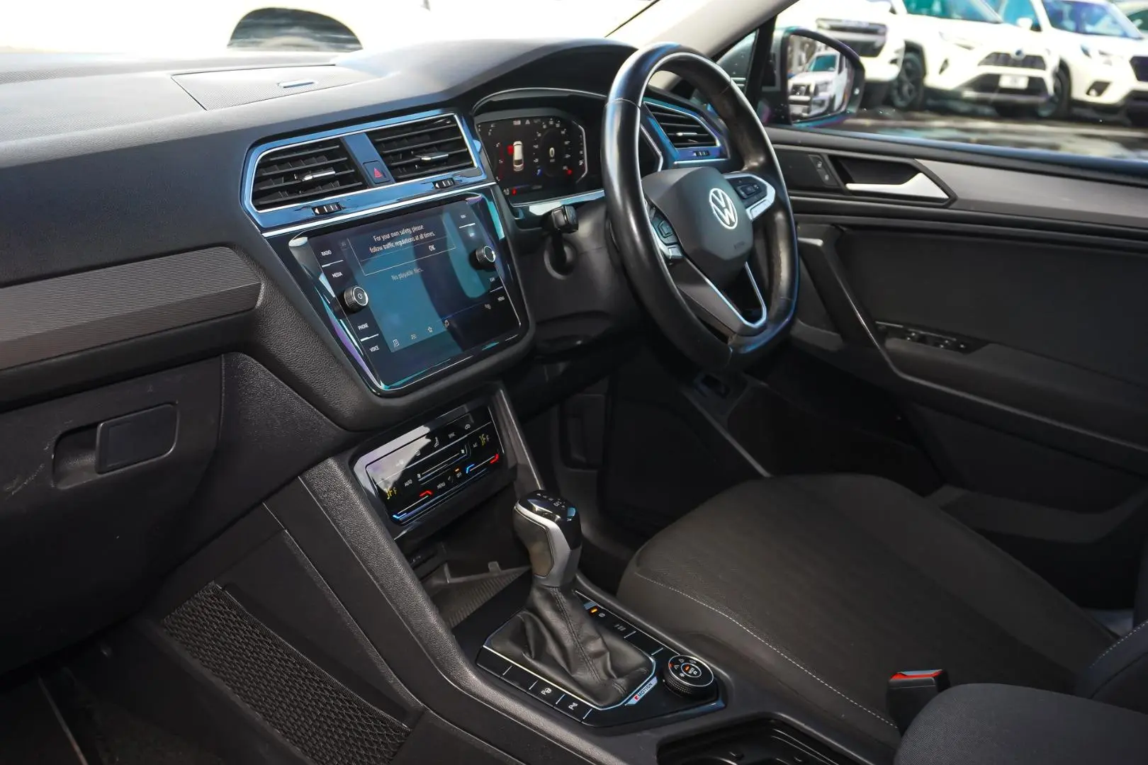 2022 Volkswagen Tiguan Gallery Image 12