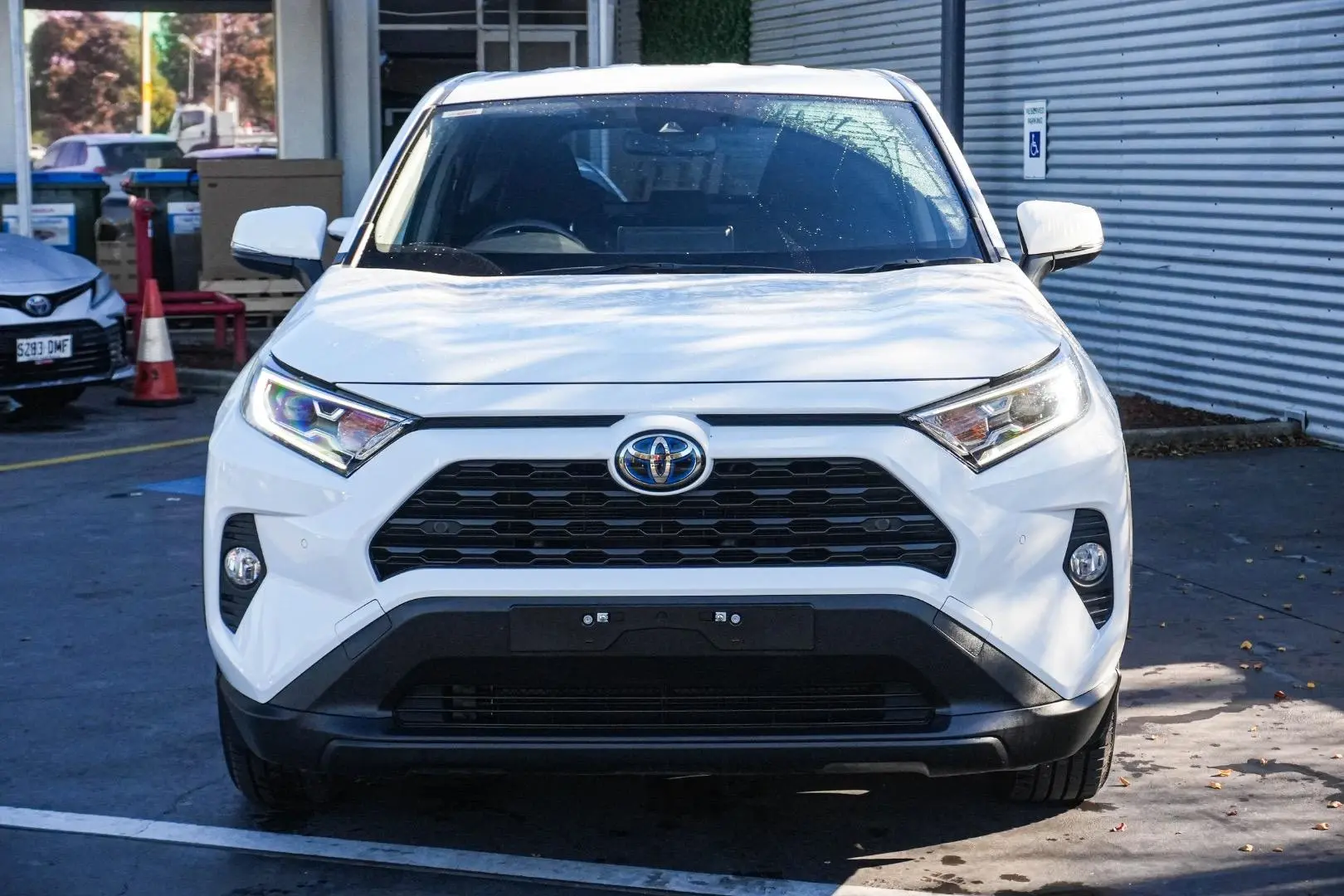 2021 Toyota RAV4 Gallery Image 5