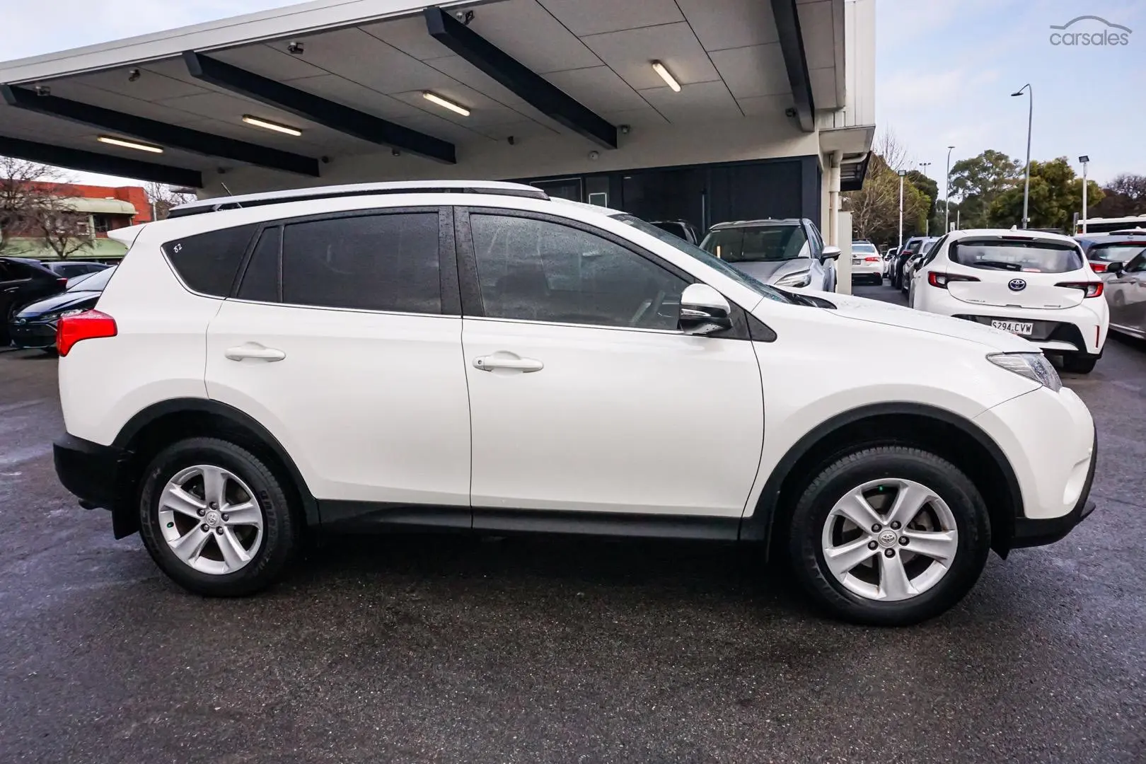 2014 Toyota RAV4 Image 3